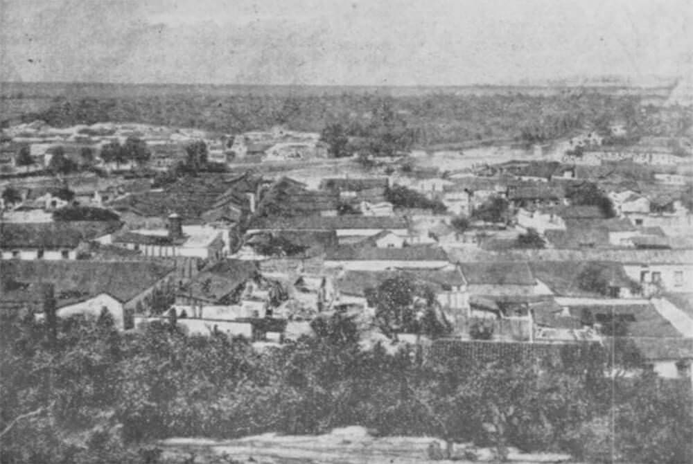 Vista panorámica de Cumaná desde el Castillo de San Antonio, antes del terremoto de 1853. (Tomada de la Revista El Cojo Ilustrado)