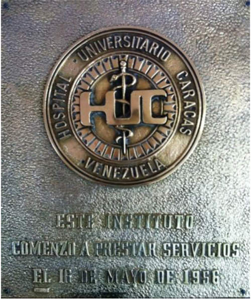 Fig 10: Placa Conmemorativa de la inauguración del Hospital