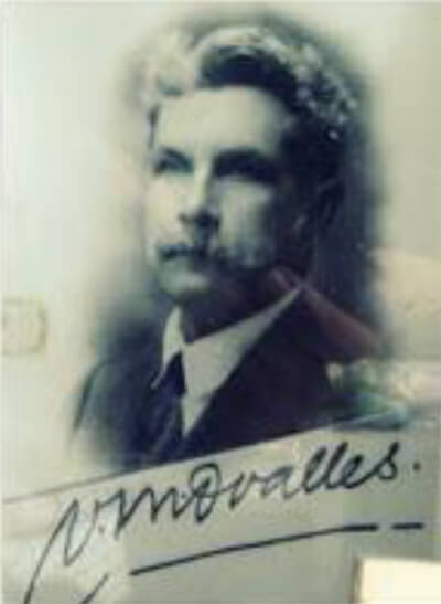 Fig. 1. Dr. Víctor Ovalles C.