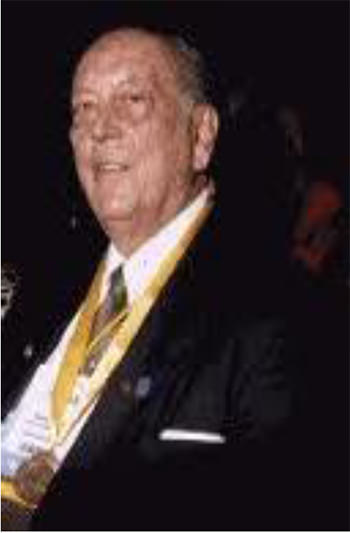 Fig. 4 Dr. Juan José Puigbó