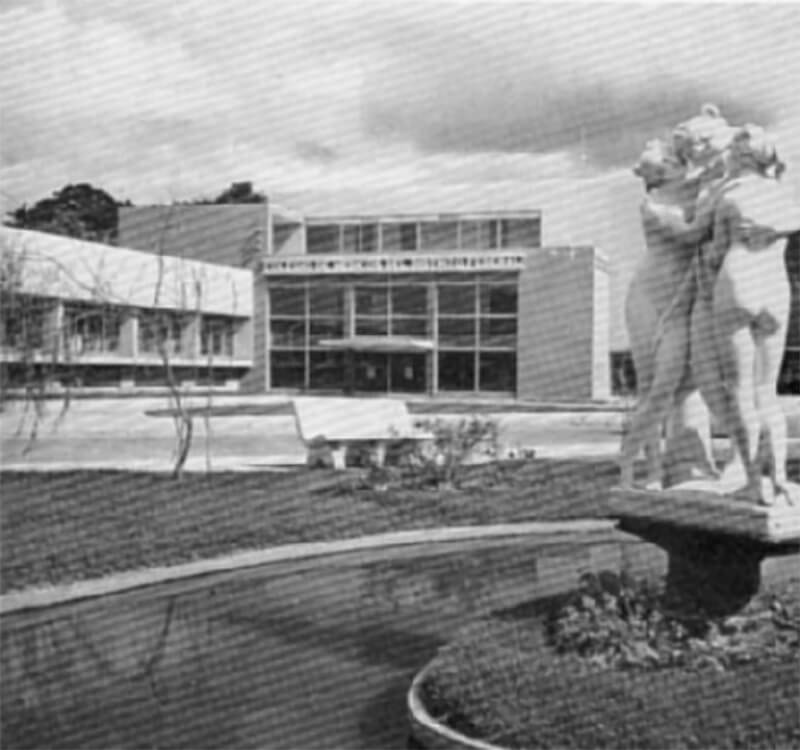 Fig. 2 Antigua sede del Colegio de Médicos del DF.