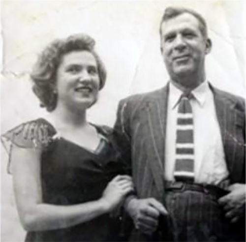 Fig 1. Ancestros: B) Milena y su padre Francisco Domingo Sardi Lupi.