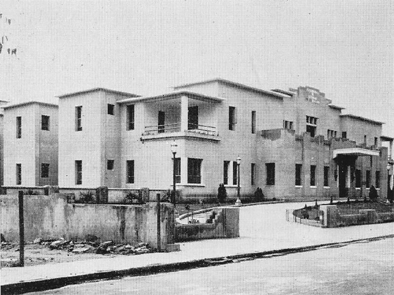 Fig 2. Aspecto original de la Maternidad, hacia 1940