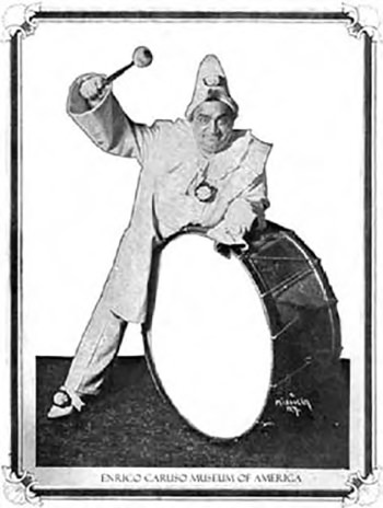 Figura 4. Como Canio en el Pagliacci.